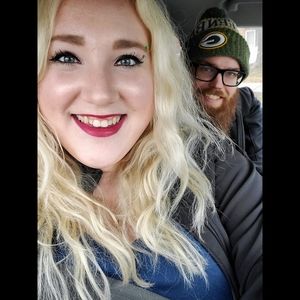 Meet your Posher, Cassie